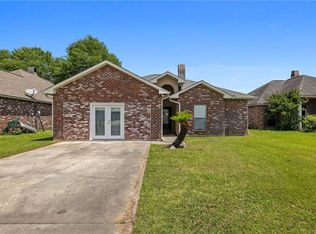 34836 Eagle Ridge Dr, Denham Springs, LA 70706