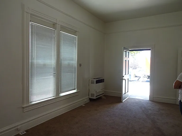321 N 8th St #A — Photo 12