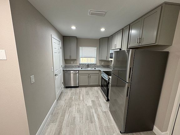 5th image of 108 W Orange Ave