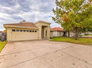 2312 Cool Spring Dr, Fort Worth, TX 76108
