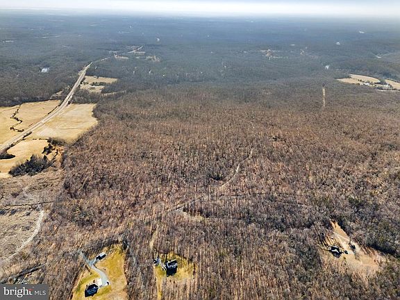 4th image of Spring Mill Rd