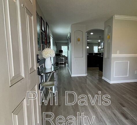 2nd image of 11814 Lindsey Lake Dr