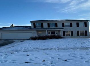 867 Cloverdale Ln, Bolingbrook, IL 60440