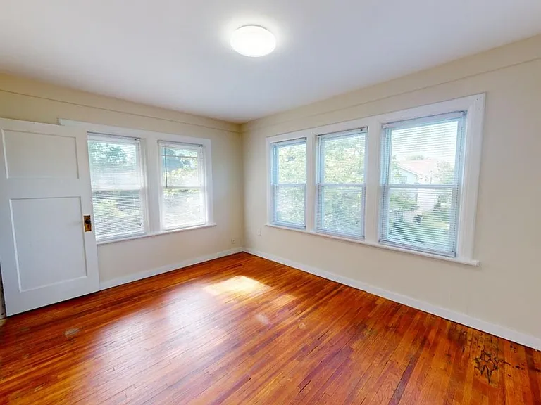 137 Crestview Rd — Photo 11