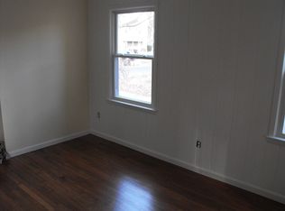 32 Evers Pl, Bridgeport, CT 06610