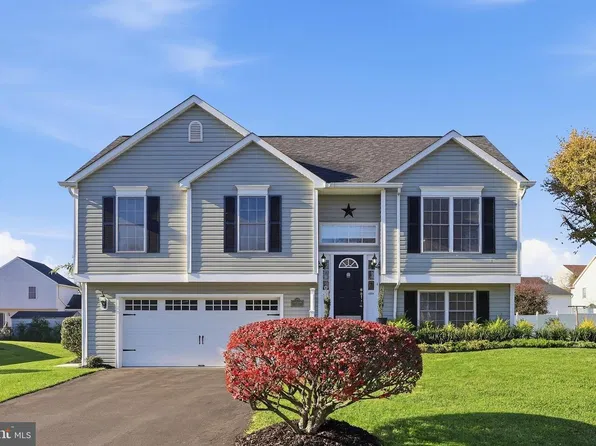 19720 Marigold Dr, Hagerstown, MD 21742