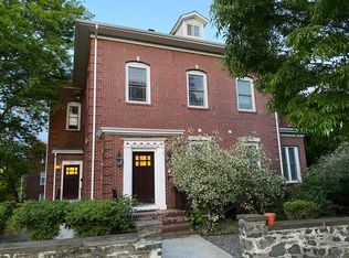 347 Angell St, Providence, RI 02906