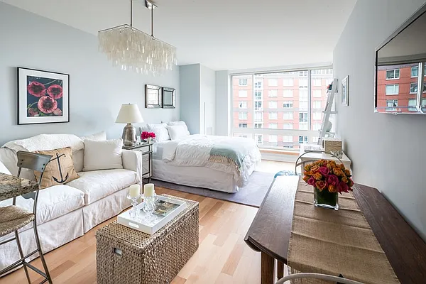 Rented by The Albanese Organization | media 2