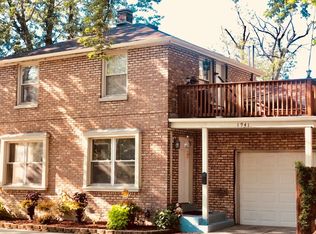 1941 S 19th Ave, Broadview, IL 60155