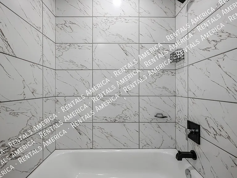 526 S Crismon Rd — Photo 16