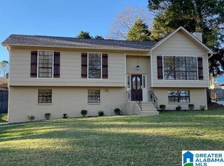 2618 Tahiti Ter, Alabaster, AL 35007