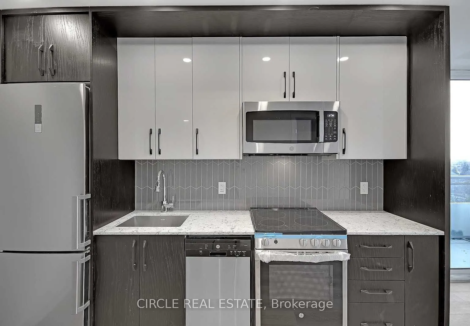 2 bed, $2,250 — Photo 4