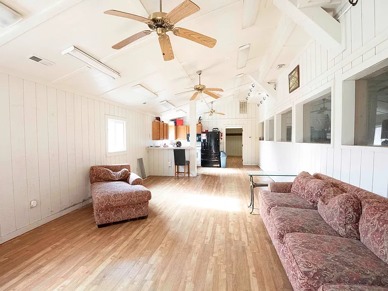 10156 Marysville Rd — Photo 7