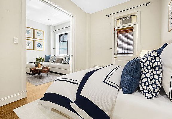 5th image of 330 W 84th St APT 3R