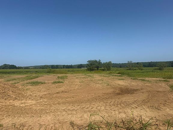4th image of LOT 10 River Drift
