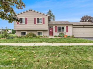 164 Coyote Ct, Pinckney, MI 48169