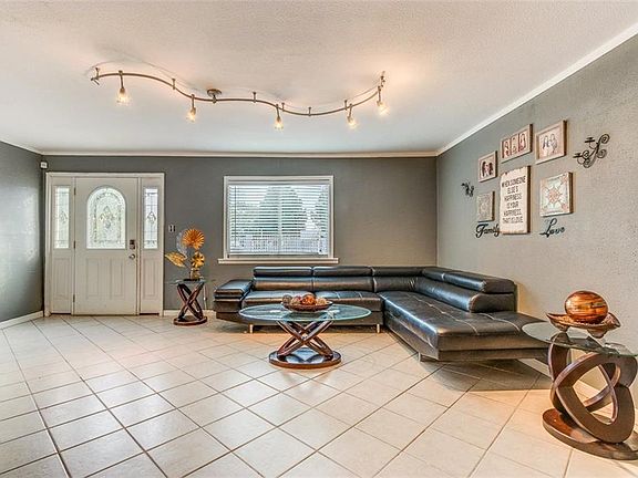4th image of 14985 Catherine Jane Dr