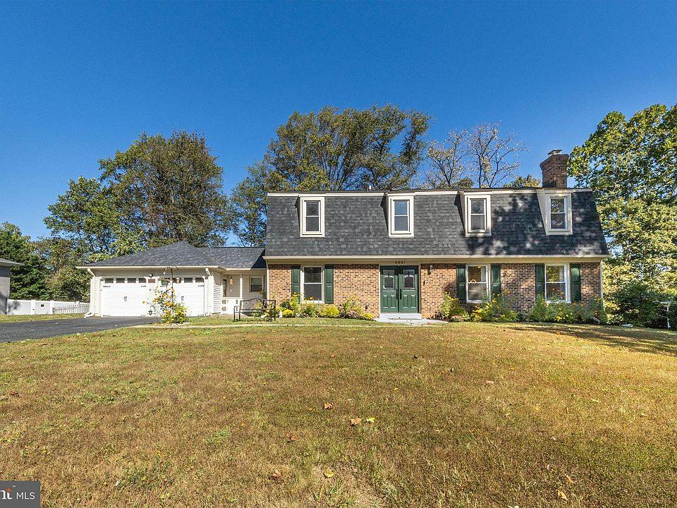 1st image of 9021 Cherbourg Dr