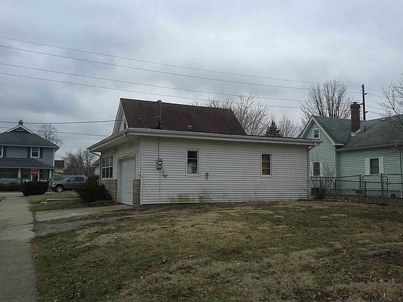 5th image of 258 E Green St
