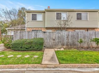 1226 Park Meadow Dr, Beaumont, TX 77706