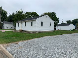 954 Douglas St, Jesup, IA 50648