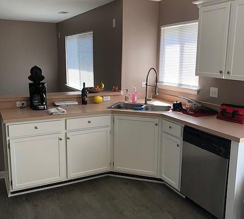 3rd image of 2045 Orchard Ln