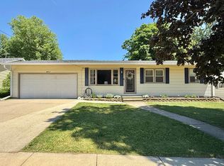 411 Westview Ave, Clinton, WI 53525