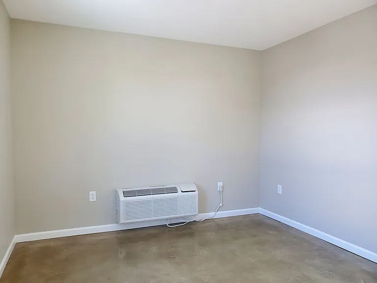 608 Main St #2 — Photo 9