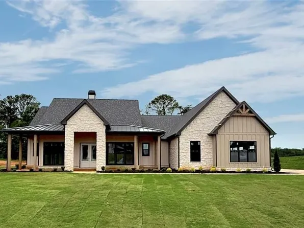 156 Palisade Dr, Rydal, GA 30171