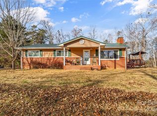 978 Moffitt Hill Rd, Old Fort, NC 28762