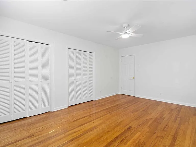 274 Land O Lakes Ct NE — Photo 32