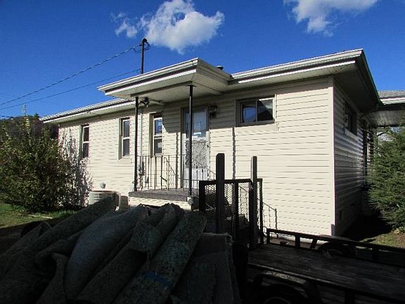 3rd image of 5117 Church Dr