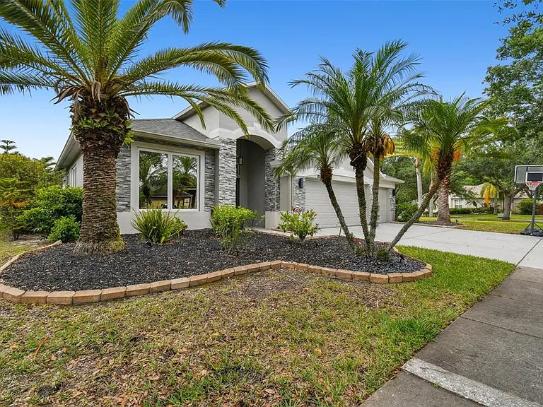 8208 Pinewood Run Ct — Photo 2