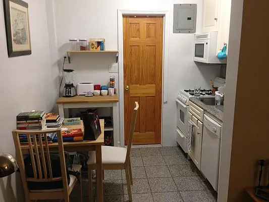 Rented by Yorgan Group, LLC | media 10