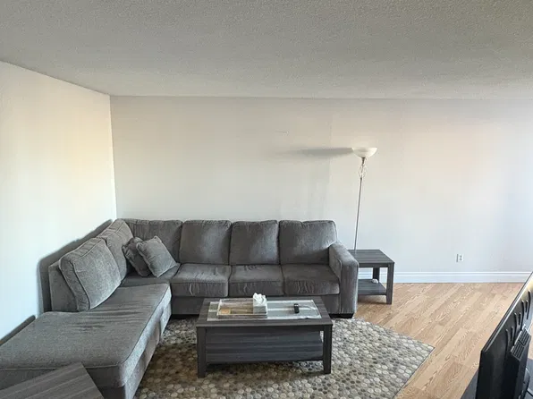 150 Park St W, Windsor, ON