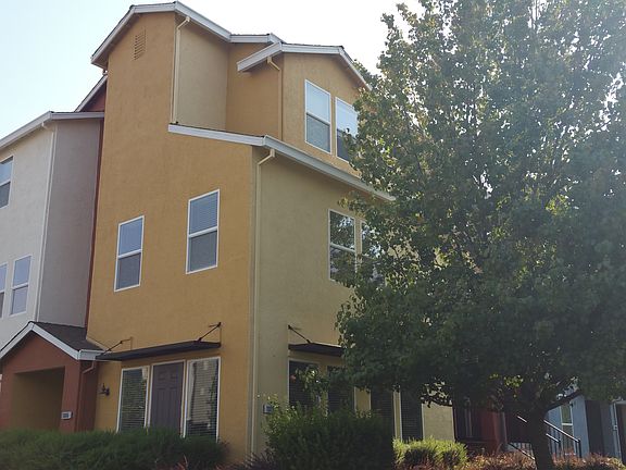 2nd image of 10886 Atherstone Dr