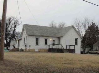 408 S Humbolt Ave, Ellinwood, KS 67526