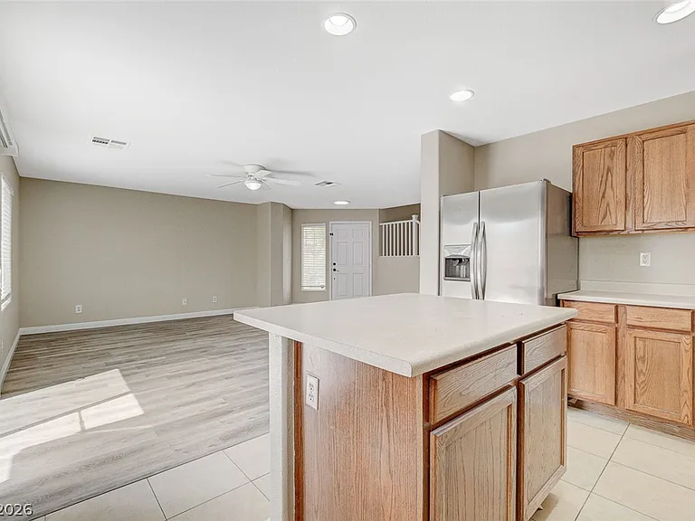 1129 Autumn Bay Ct — Photo 14