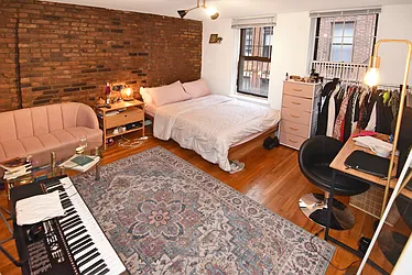 Rented by Ledvech Group