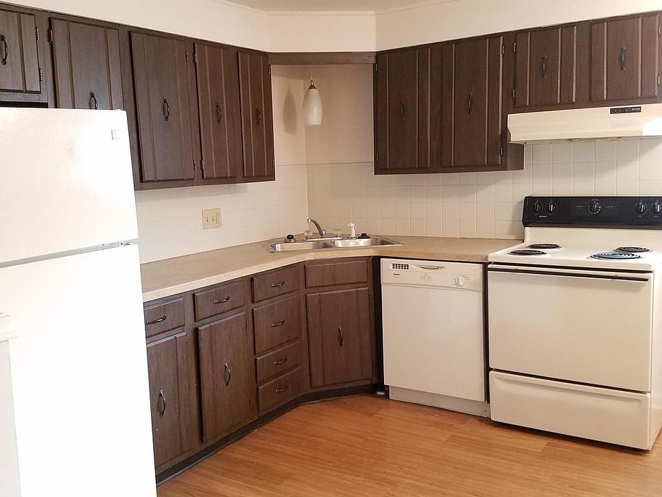 1st image of 6 Losson Garden Dr APT 5