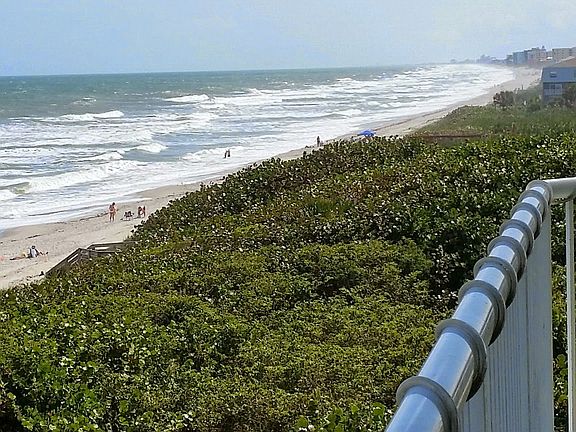 3rd image of 275 Highway A1a APT 404