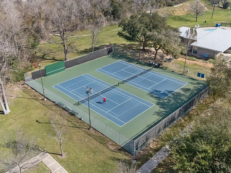 1246 Glenwood Canyon Ln — Photo 36
