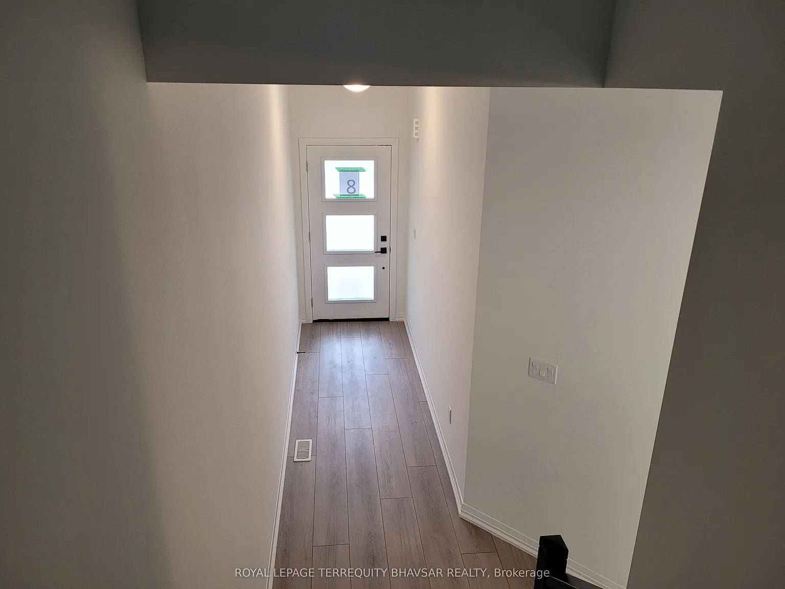 4 bed, $2,799 — Photo 2