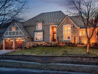 9980 Hemlock Dr, Overland Park, KS, 66212