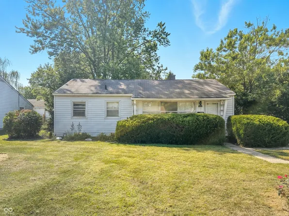 121 Mercator Dr, Greenwood, IN 46143