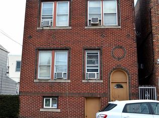 570 61st St, West New York, NJ 07093