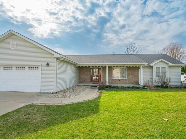 601 Fieldcrest Cir, Wanatah, IN 46390