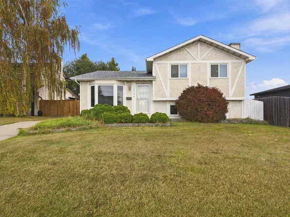 18208 99th Ave NW, Edmonton, AB T5T 3J2