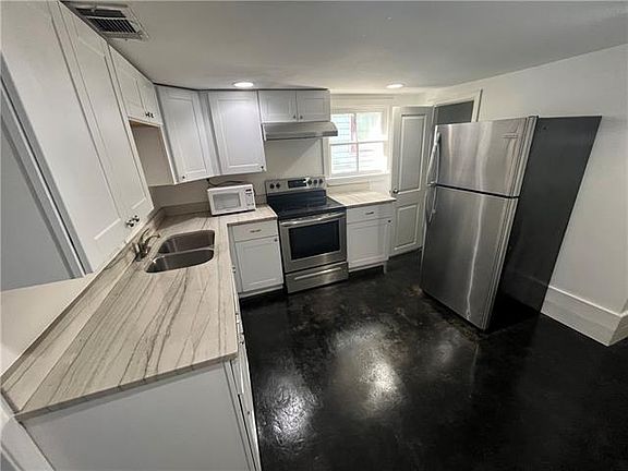 5th image of 2726 Republic St #2B