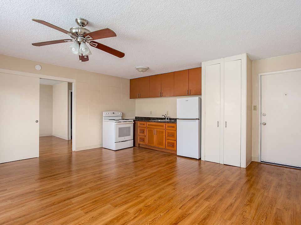 1st image of 727 Pumehana St #303